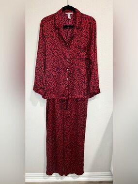 Victoria’s Secret Red Leopard Satin Pajama Set Size Large